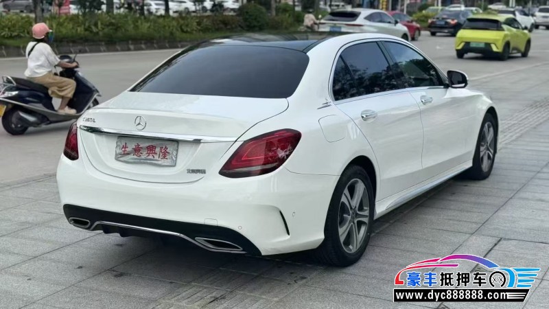 20年奔驰C轿车抵押车出售