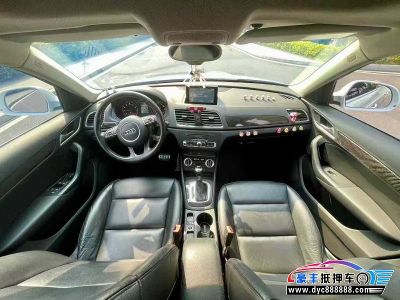15年奥迪Q3轿车抵押车出售