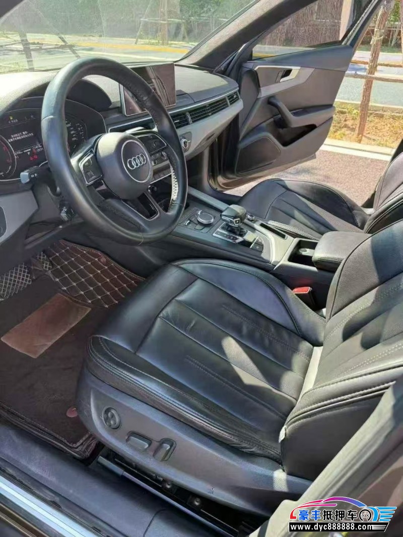 18年奥迪A4L轿车抵押车出售