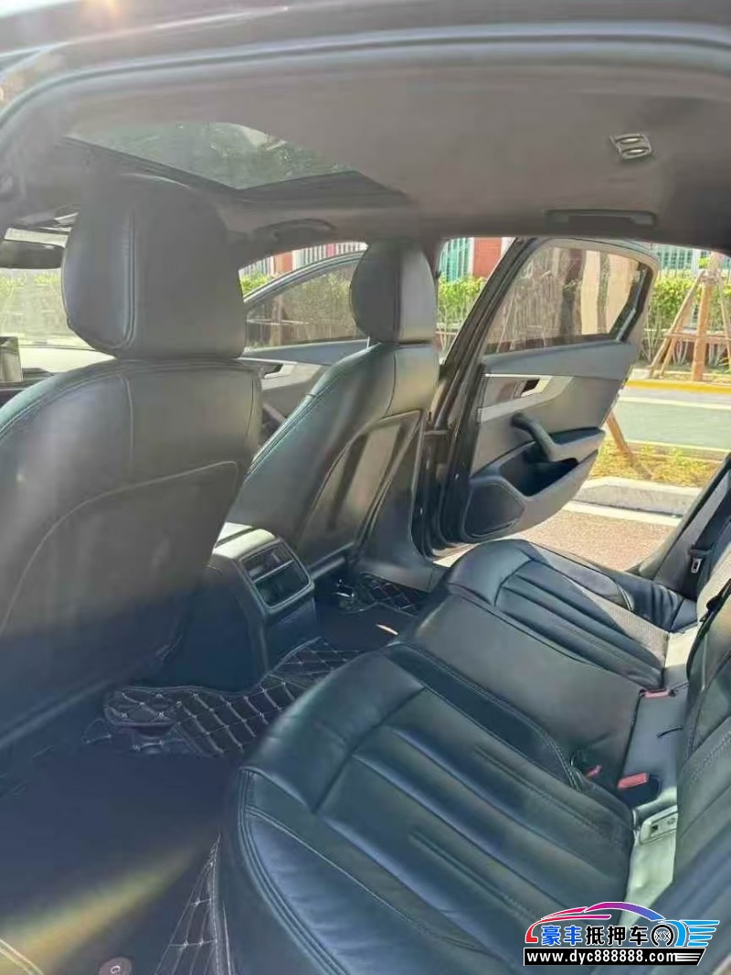 18年奥迪A4L轿车抵押车出售