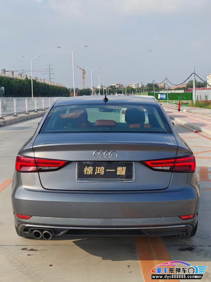 20年奥迪A3轿车抵押车出售