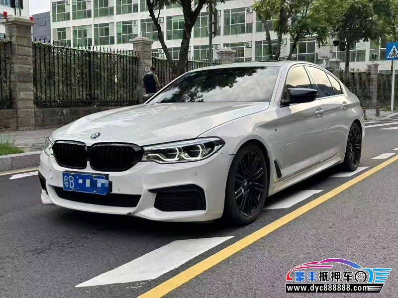 20年宝马5系轿车抵押车出售
