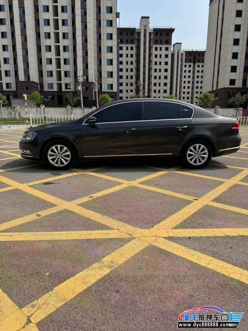 15年大众迈腾轿车抵押车出售