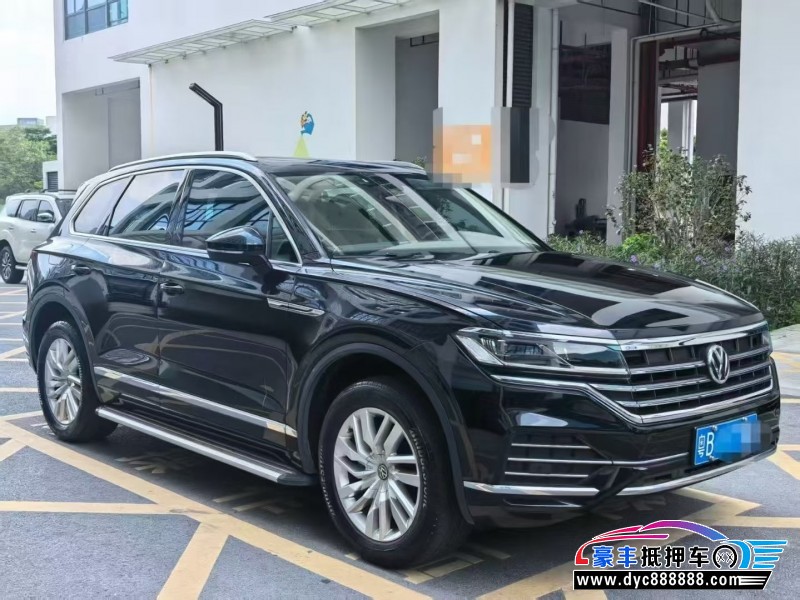 20年大众途锐轿车抵押车出售