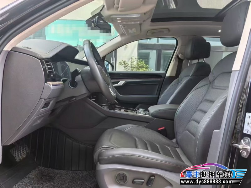 20年大众途锐轿车抵押车出售