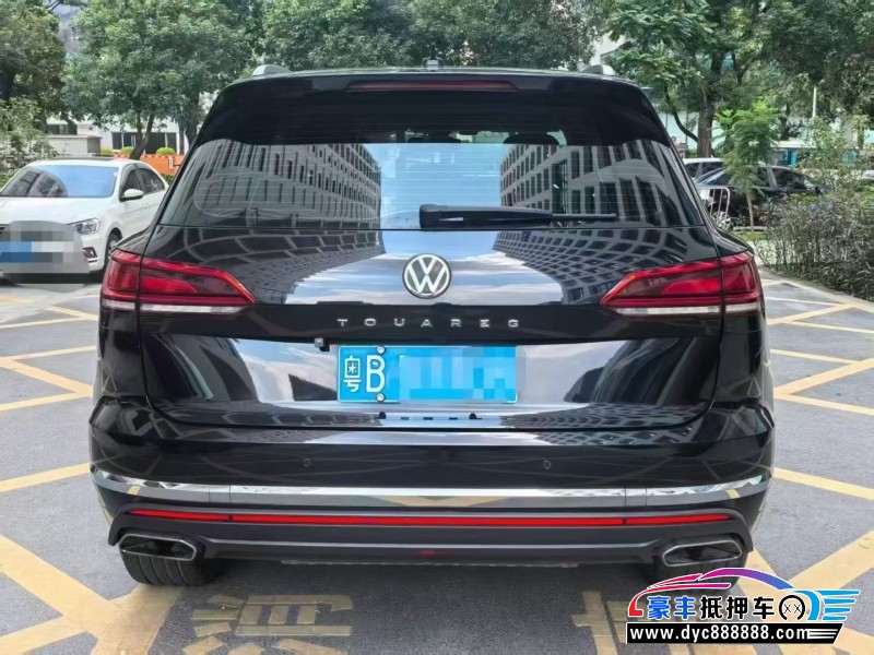 20年大众途锐轿车抵押车出售