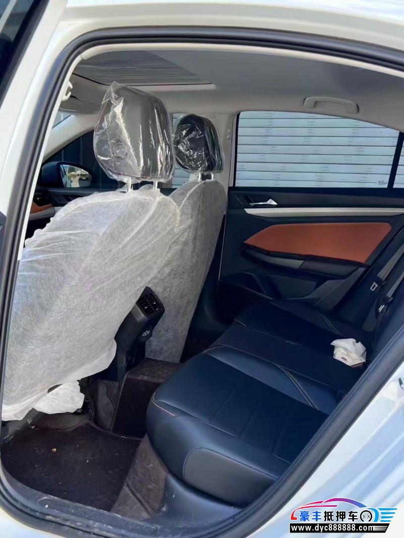 25年大众宝来轿车抵押车出售