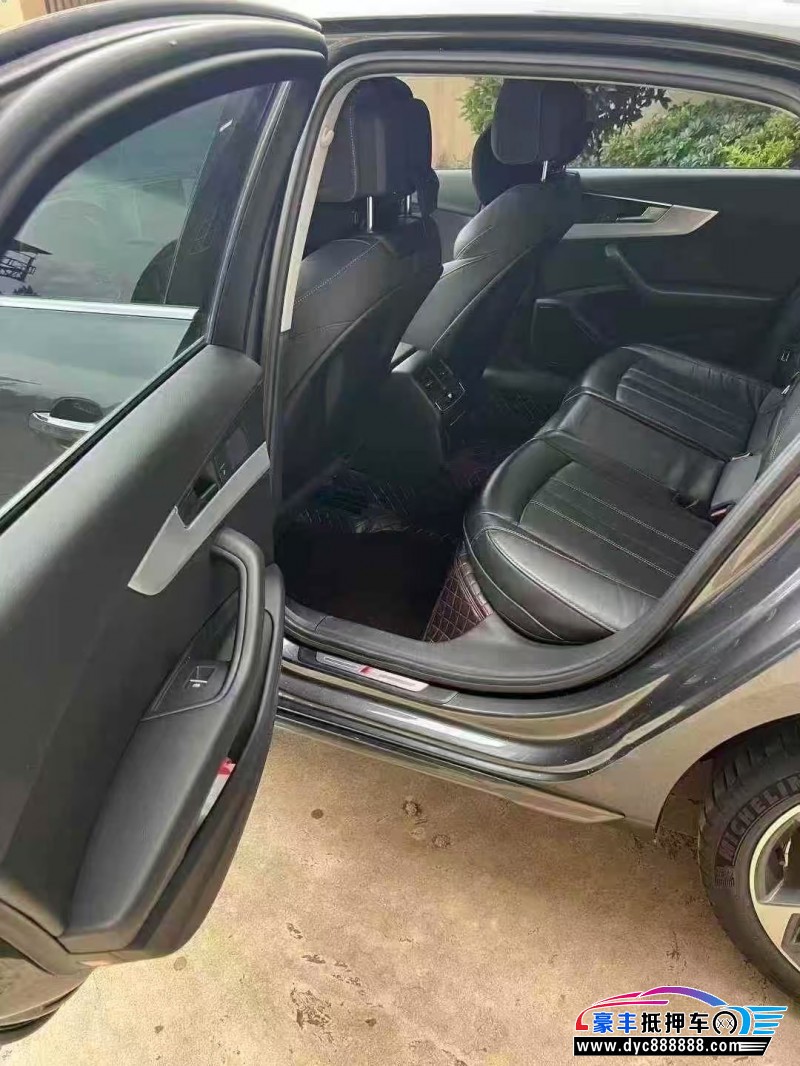 22年奥迪A4L轿车抵押车出售