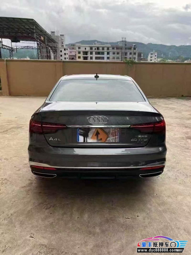 22年奥迪A4L轿车抵押车出售