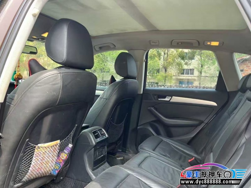 14年奥迪Q5轿车抵押车出售