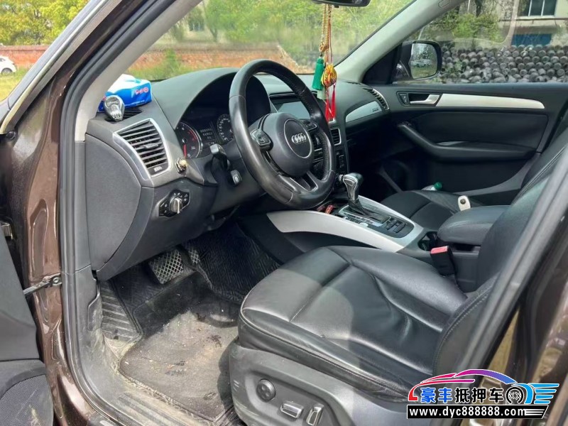 14年奥迪Q5轿车抵押车出售