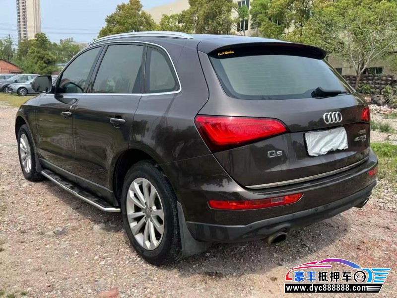 14年奥迪Q5轿车抵押车出售