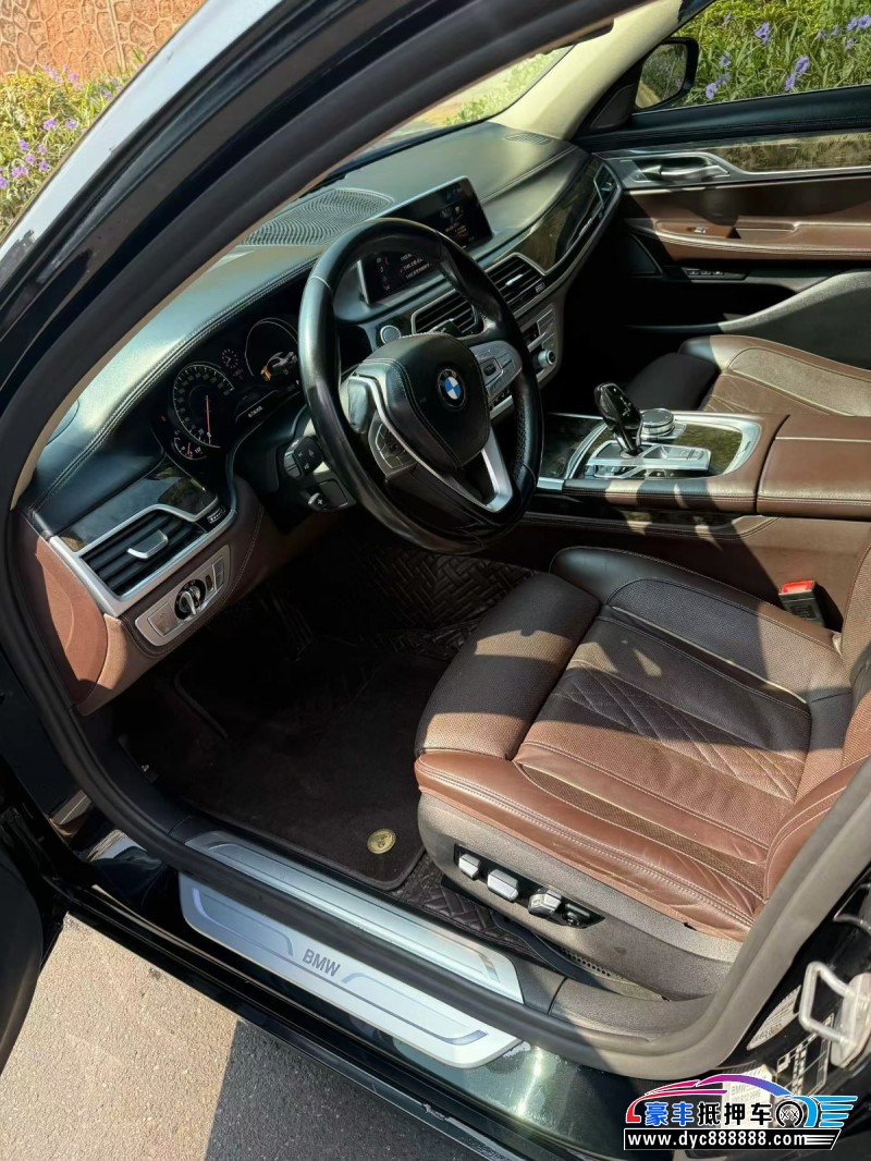 19年宝马7系轿车抵押车出售