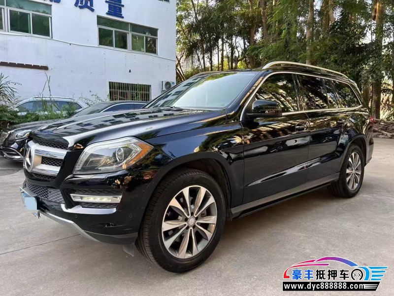 16年奔驰GL轿车抵押车出售