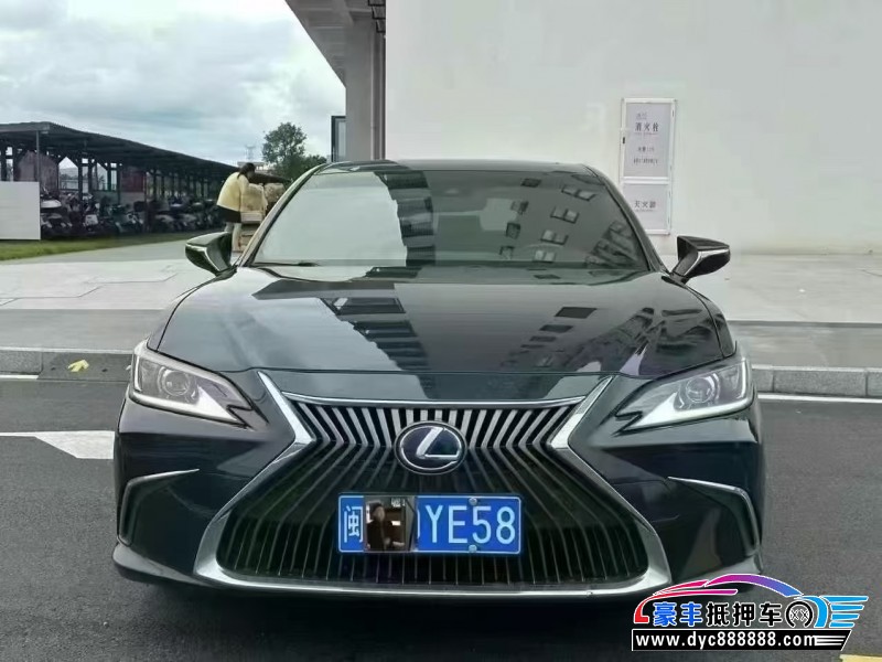19年雷克萨斯ES轿车抵押车出售