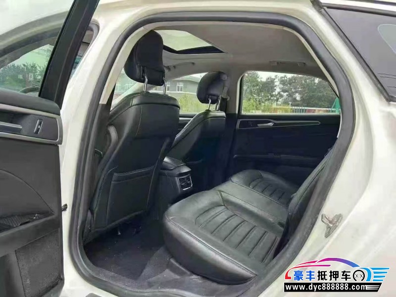 15年福特蒙迪欧轿车抵押车出售