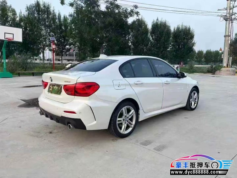 20年宝马1系轿车抵押车出售