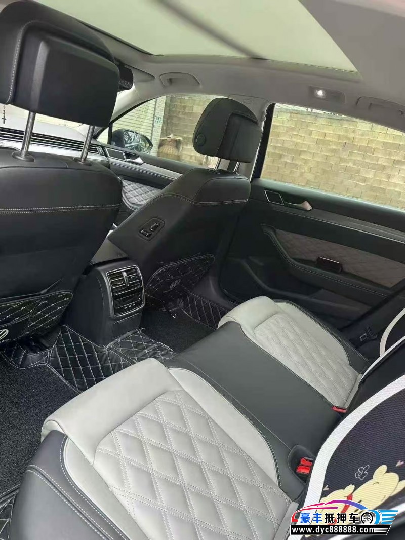 23年大众迈腾轿车抵押车出售