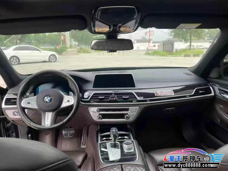 20年宝马7系轿车抵押车出售