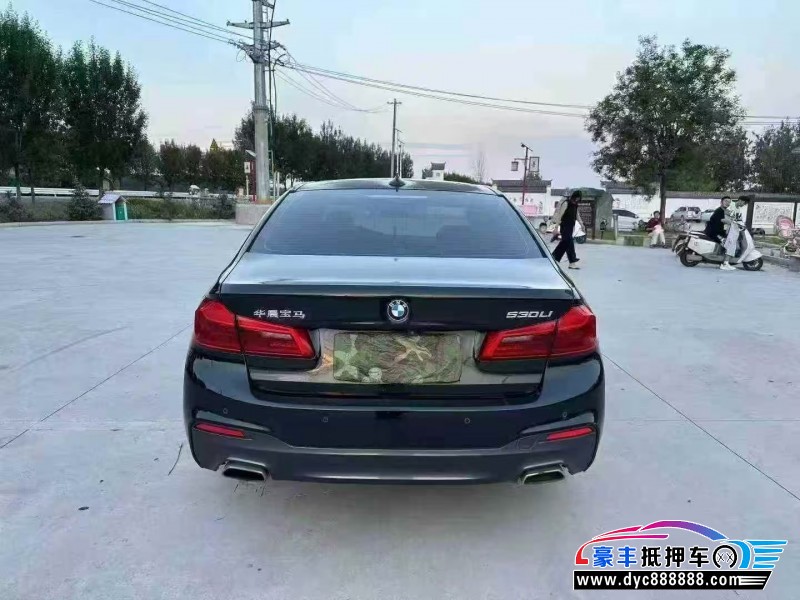 20年宝马5系轿车抵押车出售