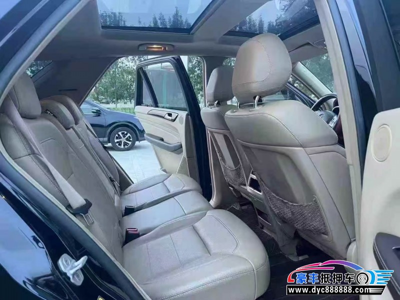 14年奔驰ML轿车抵押车出售