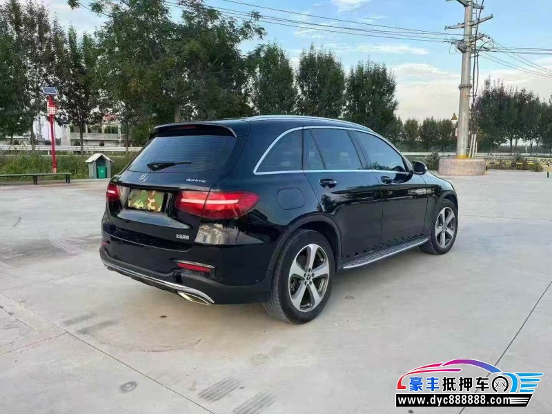17年奔驰GLC轿车抵押车出售