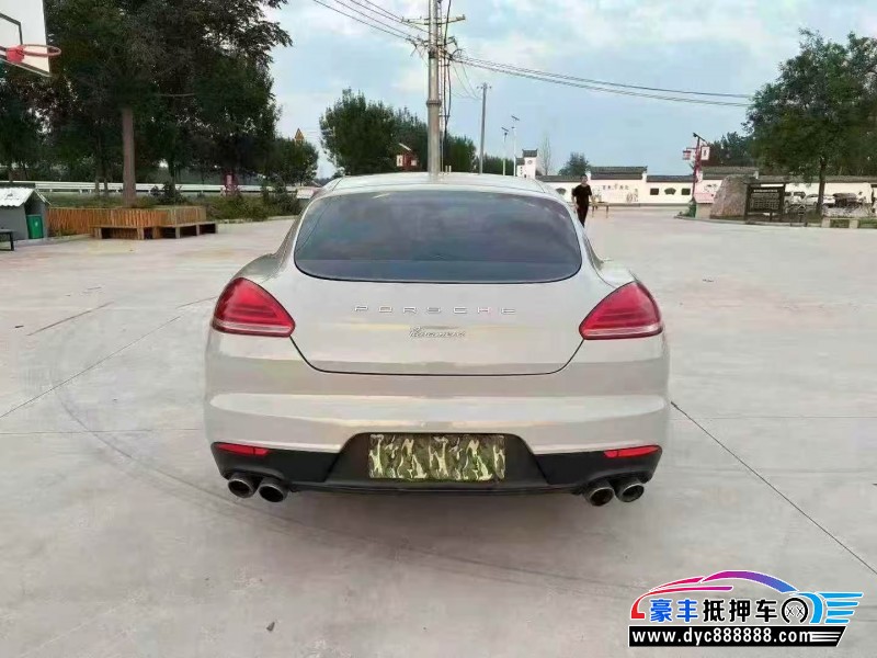 15年保时捷帕纳梅拉轿车抵押车出售