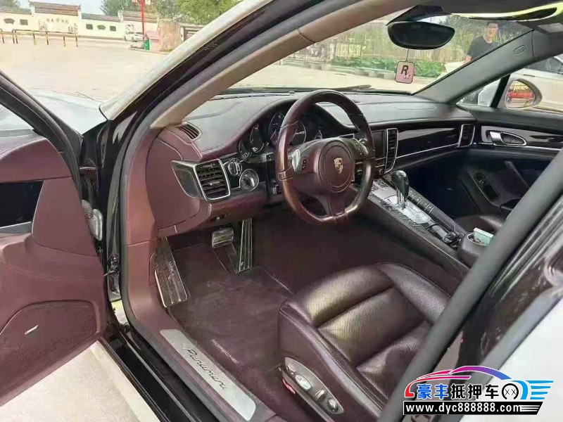 15年保时捷帕纳梅拉轿车抵押车出售