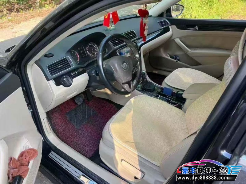 12年大众帕萨特轿车抵押车出售