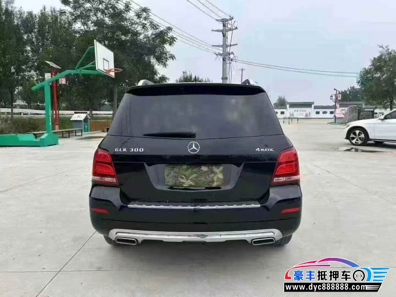 13年奔驰GLK轿车抵押车出售