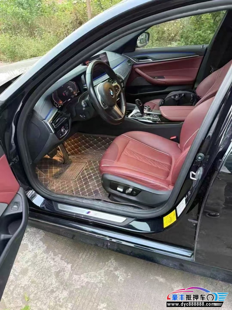 21年宝马5系轿车抵押车出售