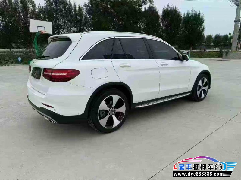 18年奔驰GLC轿车抵押车出售