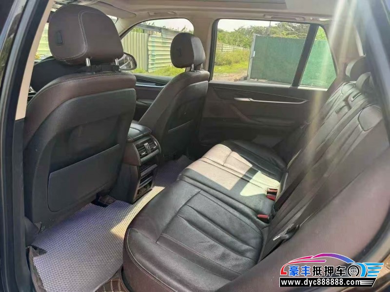 17年宝马X5轿车抵押车出售