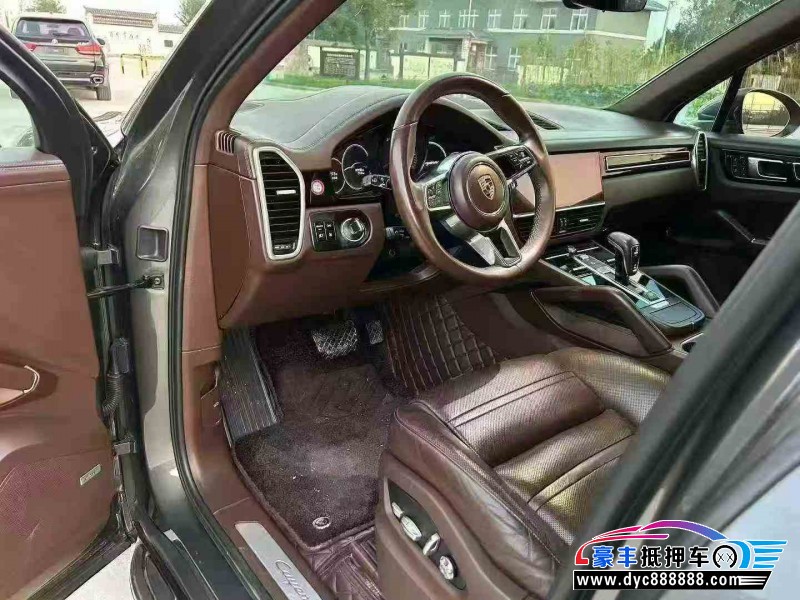 19年保时捷卡宴轿车抵押车出售