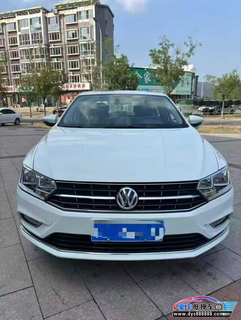 17年大众宝来轿车抵押车出售