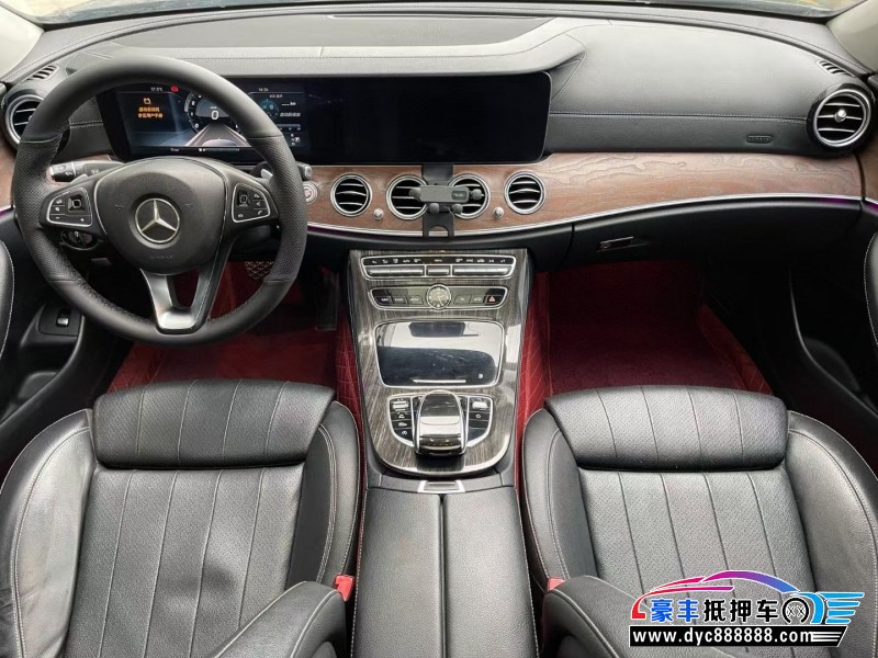 17年奔驰E轿车抵押车出售