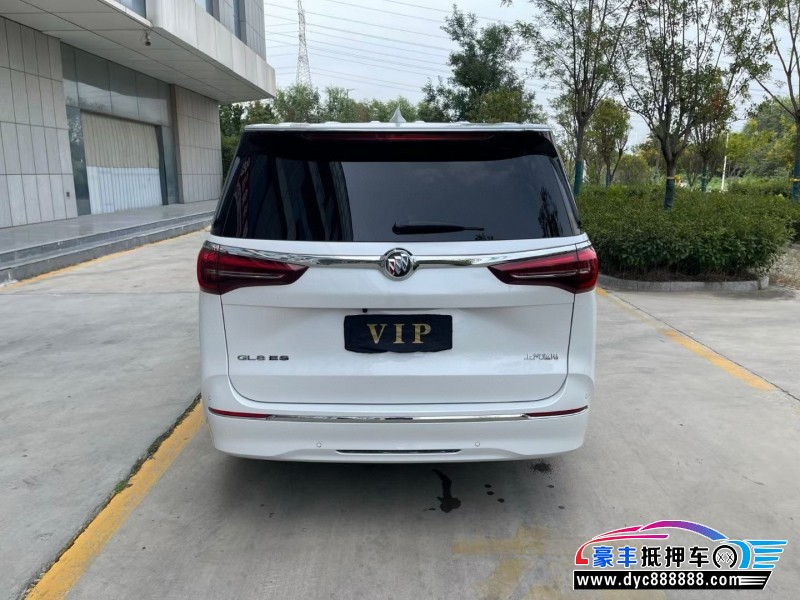 24年别克GL8轿车抵押车出售