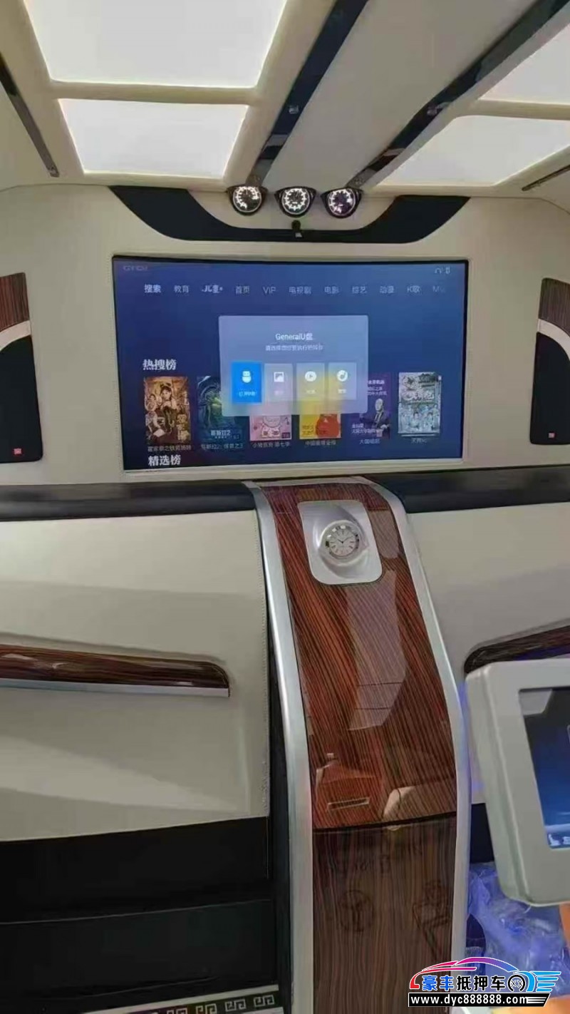 19年奔驰V轿车抵押车出售