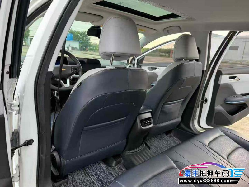 22年雪佛兰科鲁泽轿车抵押车出售