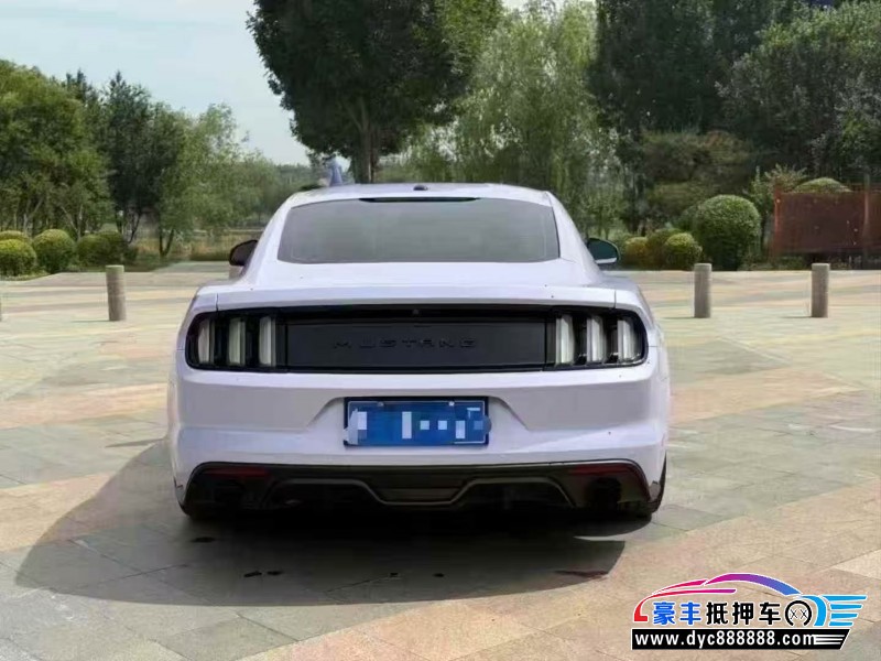 17年福特野马轿车抵押车出售