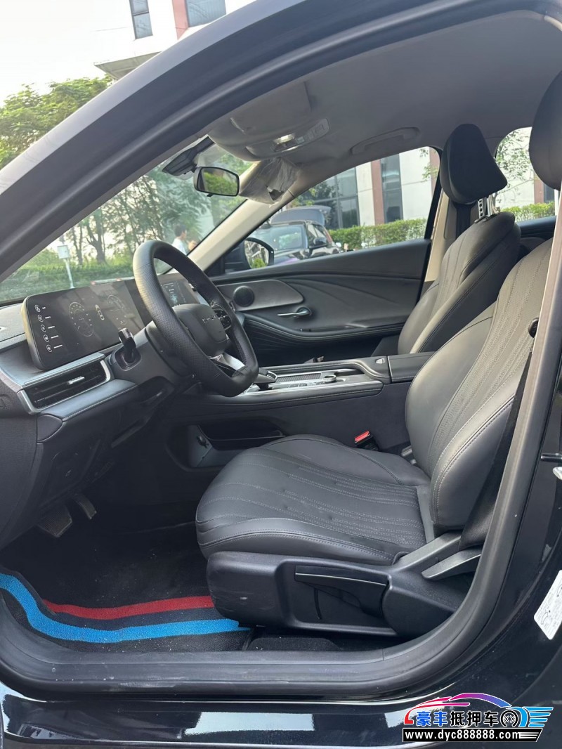 24年奇瑞风云轿车抵押车出售