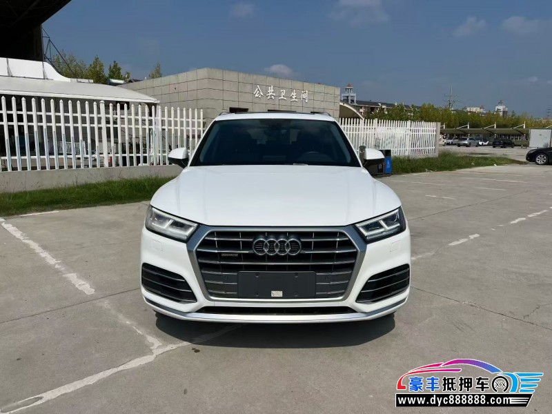 21年奥迪Q5轿车抵押车出售