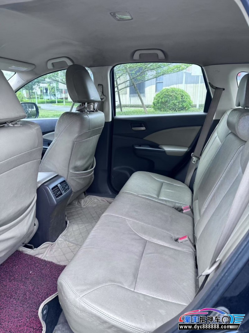 12年本田CR-V轿车抵押车出售