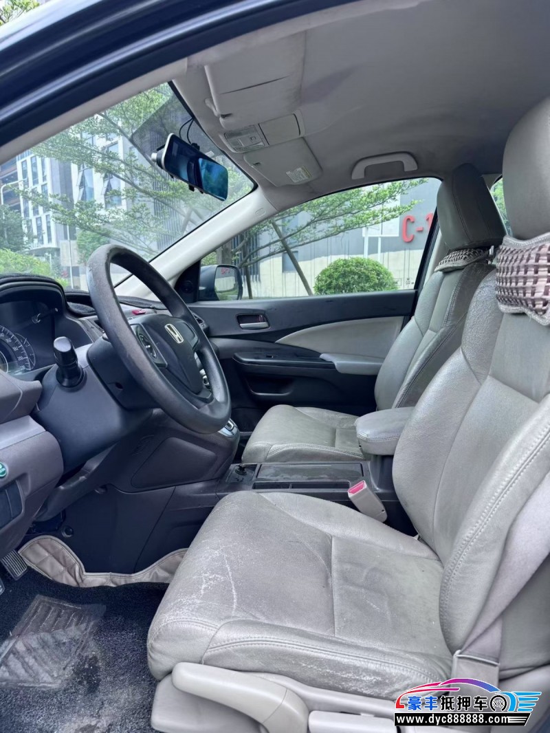 12年本田CR-V轿车抵押车出售