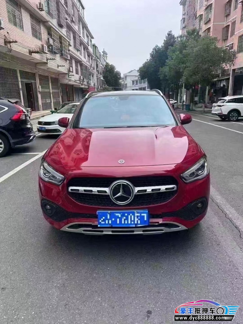 22年奔驰GLA轿车抵押车出售