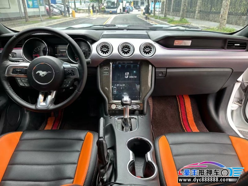 16年福特野马轿车抵押车出售