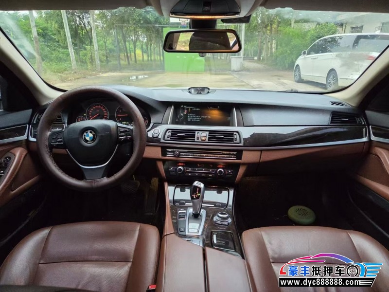 17年宝马5系轿车抵押车出售