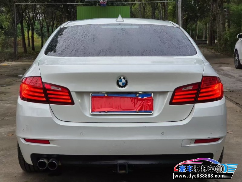 17年宝马5系轿车抵押车出售