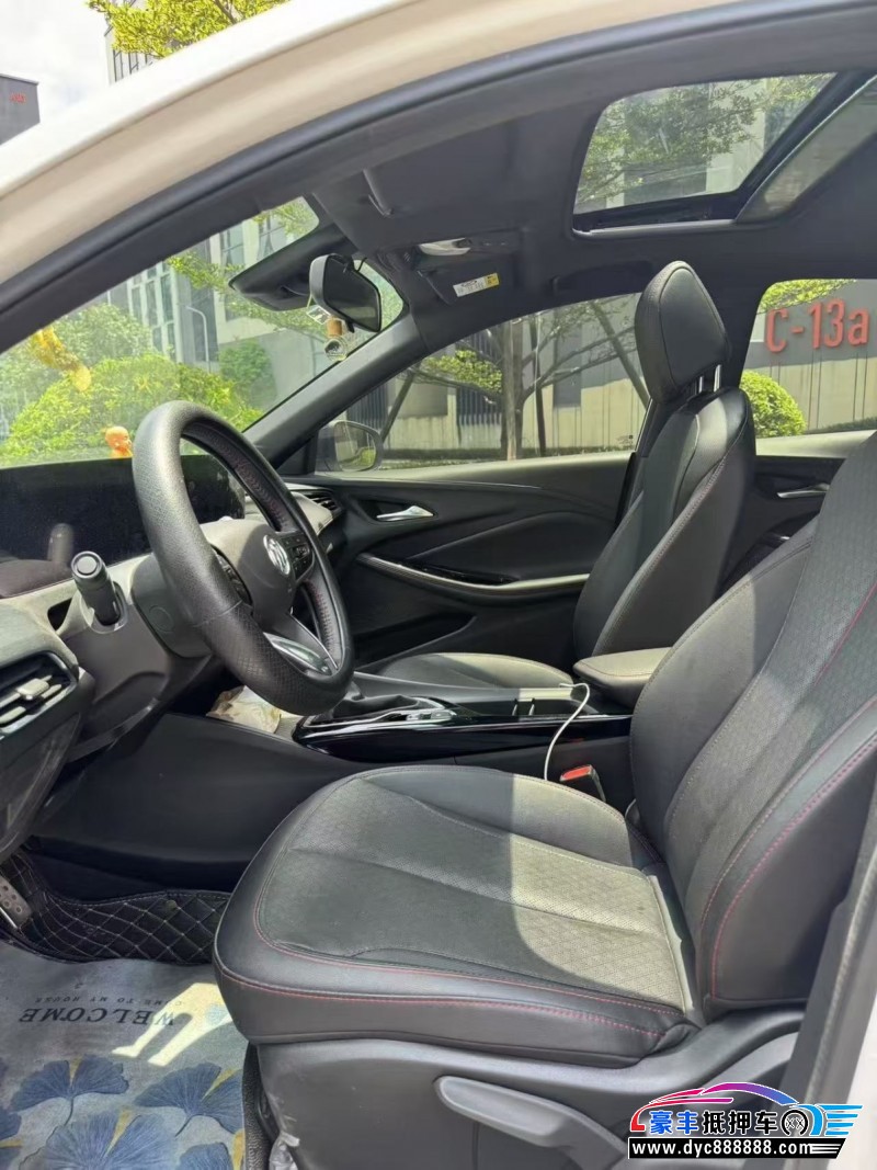 23年别克威朗轿车抵押车出售