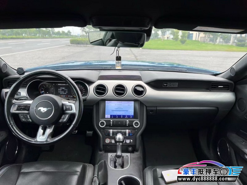 20年福特野马轿车抵押车出售